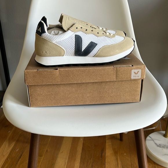 Veja Rio Branco Sneakers. New NIB - Picture 6 of 9
